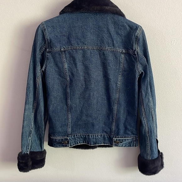Good American Denim Jean Jacket with Faux Fur Trim Size 0 - Picture 8 of 14